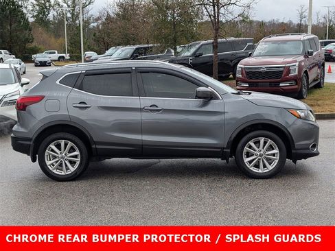 Used 2019 Nissan Rogue Sport SV w/ Technology Package image 4