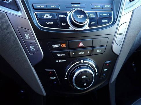 Used 2013 Hyundai Santa Fe Sport 2.0T w/ Technology Pkg AWD/4WD image 21