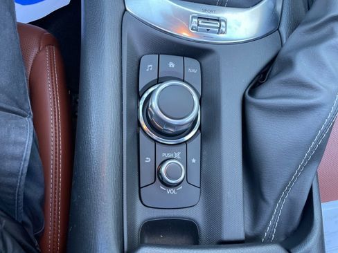 Used 2023 MAZDA MX-5 Miata Grand Touring w/ Weather Package image 27