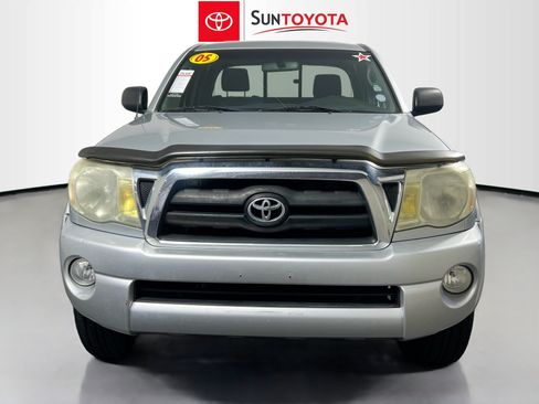 Used 2005 Toyota Tacoma PreRunner RWD image 10