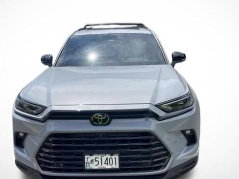 Used 2025 Toyota Grand Highlander AWD Hybrid image 4