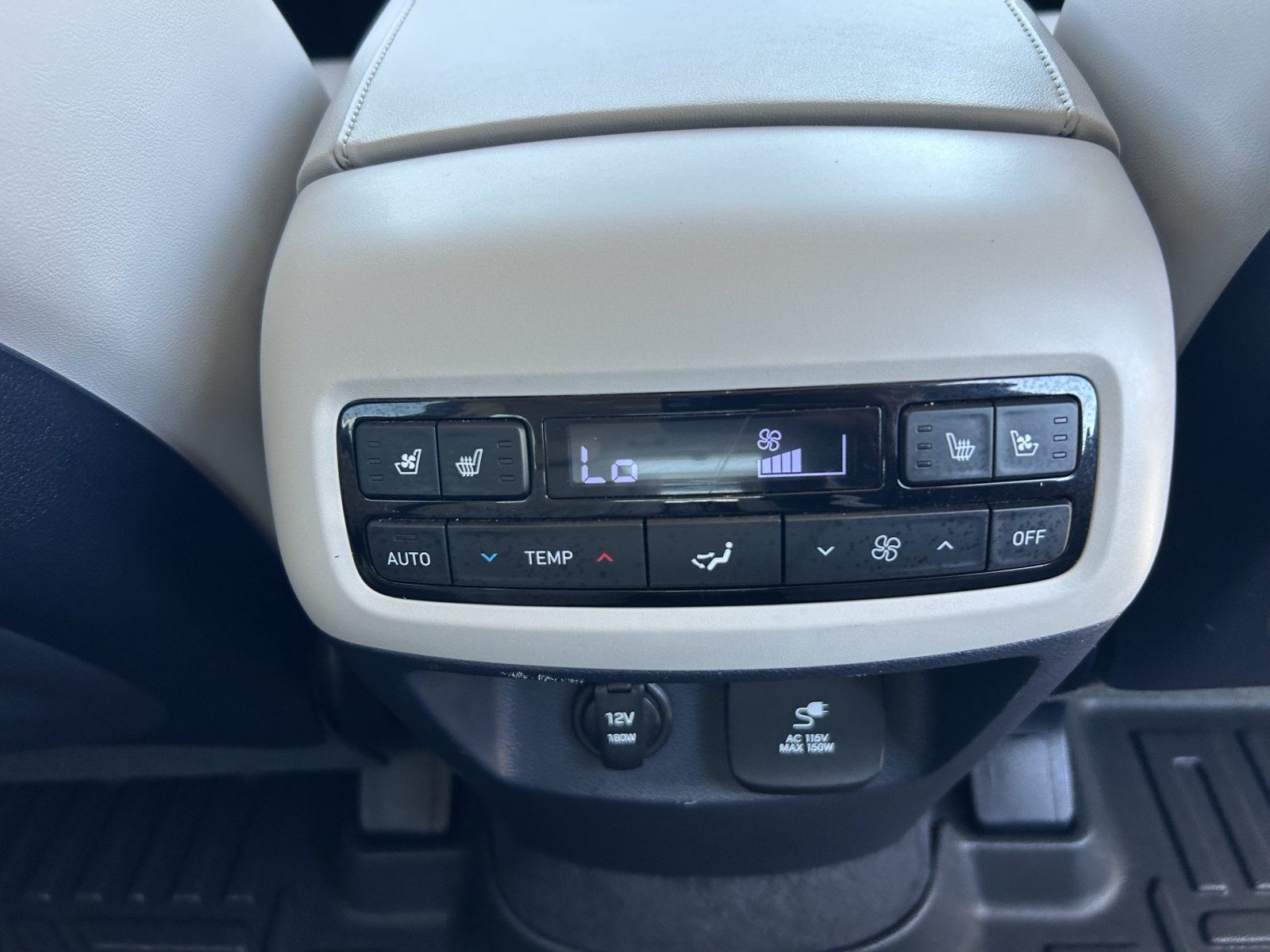 Used 2023 Hyundai Palisade Calligraphy FWD image 16