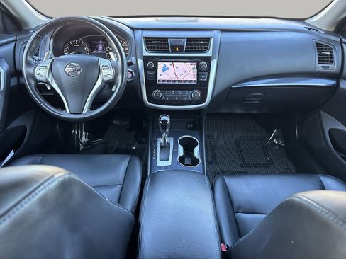 Used 2018 Nissan Altima 2.5 SR w/ SR Special Edition image 12