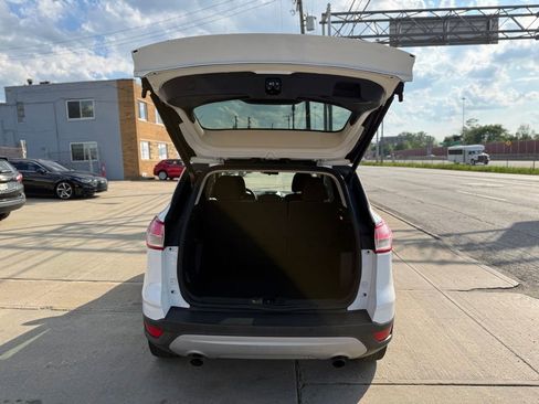 Used 2016 Ford Escape SE w/ Equipment Group 201A AWD/4WD image 13