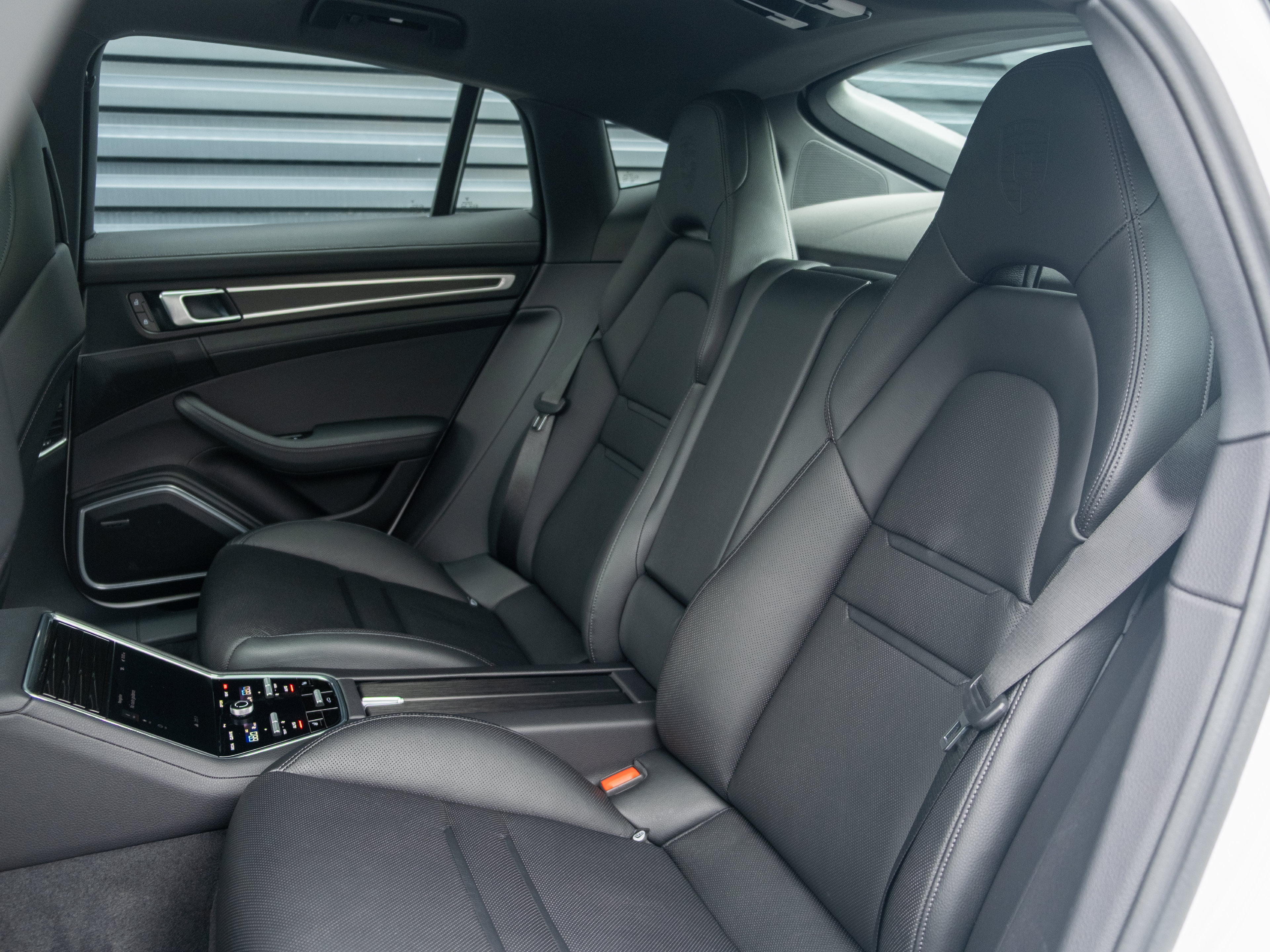 Certified 2023 Porsche Panamera 4 Platinum Edition AWD/4WD image 42