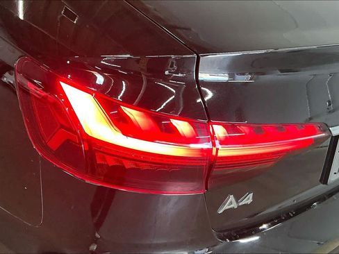 Used 2023 Audi A4 2.0T Premium Plus w/ Premium Plus Package image 31