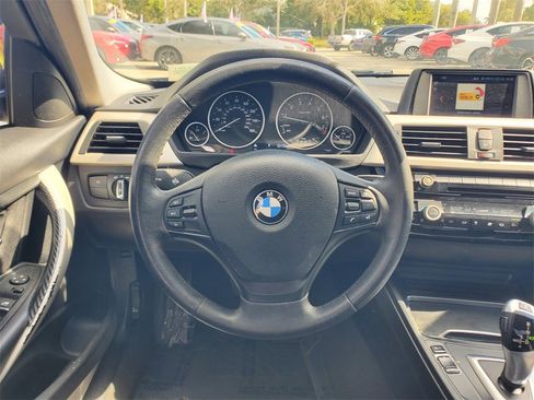 Used 2018 BMW 320i Sedan image 22