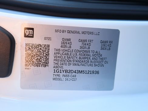 Used 2021 Chevrolet Corvette Stingray Preferred Cpe w/ 2LT image 12