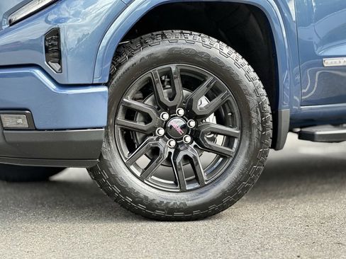 New 2026 GMC Sierra 1500 Elevation image 2