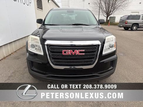 Used 2017 GMC Terrain SLE image 8