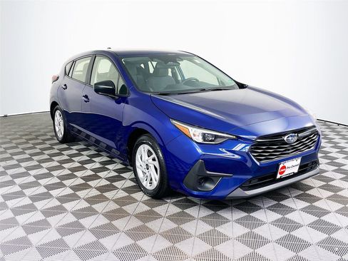 Used 2024 Subaru Impreza 2.0i image 1