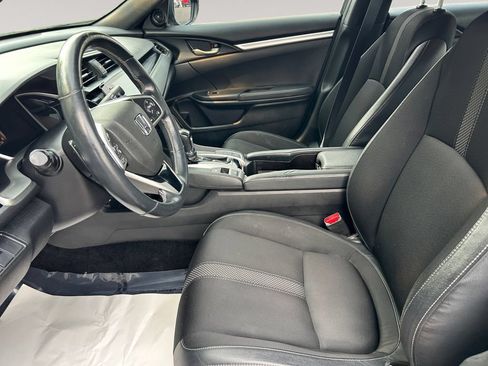 Used 2019 Honda Civic Sport image 9
