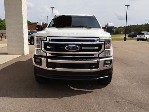 Used 2021 Ford F250 Lariat image 7