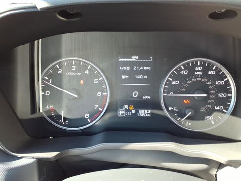 Certified 2025 Subaru Forester Premium image 17