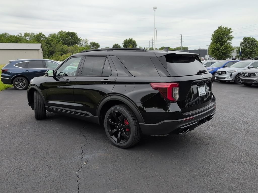 Used 2023 Ford Explorer ST w/ Equipment Group 401A AWD/4WD image 3