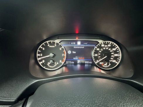 Used 2023 Nissan Altima 2.5 SV w/ SV Premium Package image 21