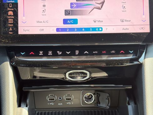 New 2026 Jeep Grand Cherokee L Limited AWD/4WD image 15