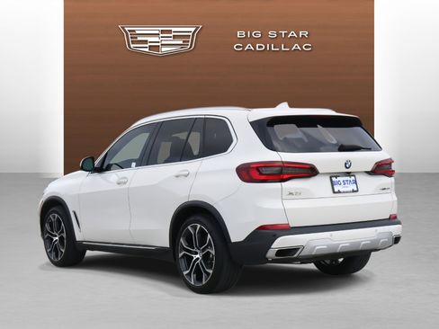 Used 2021 BMW X5 sDrive40i w/ Convenience Package image 3