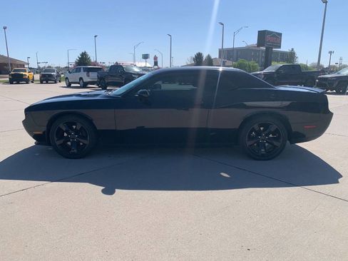 Used 2013 Dodge Challenger R/T w/ Blacktop Pkg RWD image 6
