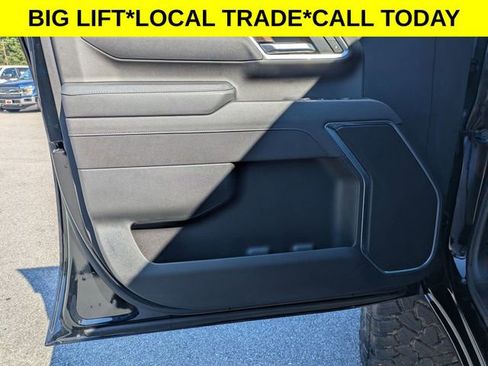 Used 2025 Chevrolet Silverado 2500 LT w/ Trail Boss Package AWD/4WD image 9