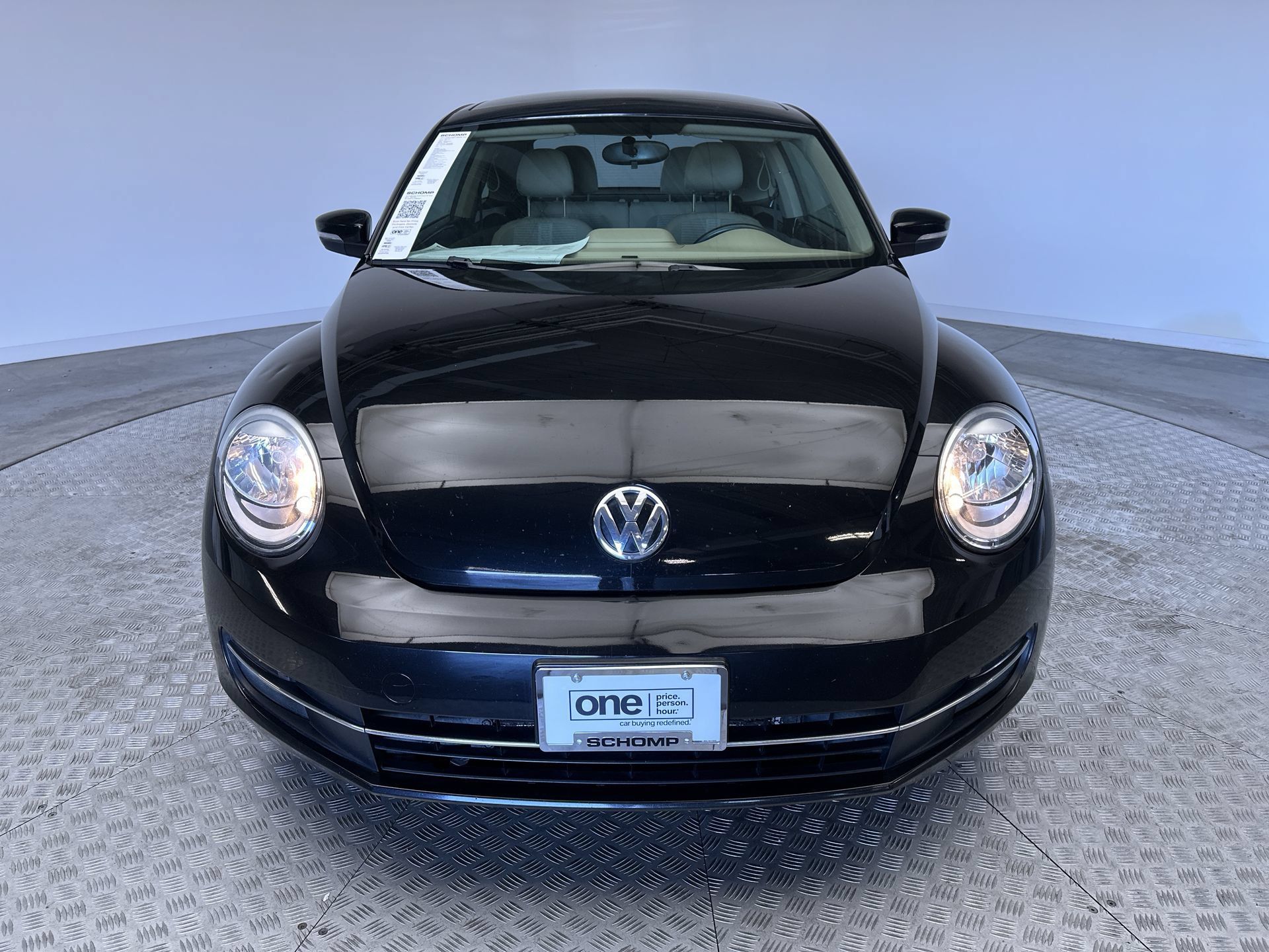 Used 2013 Volkswagen Beetle 2.0T FWD image 28
