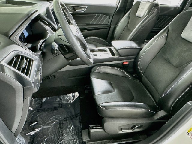 Used 2023 Ford Edge ST AWD/4WD image 9