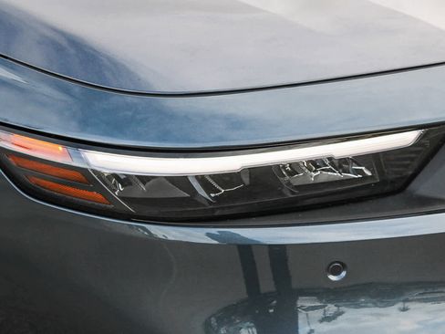 Used 2025 Honda Accord Touring image 4