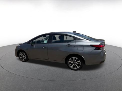 Used 2025 Nissan Versa SV FWD image 10