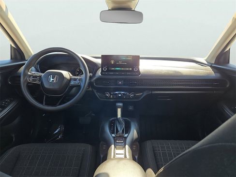 Certified 2025 Honda HR-V LX image 11