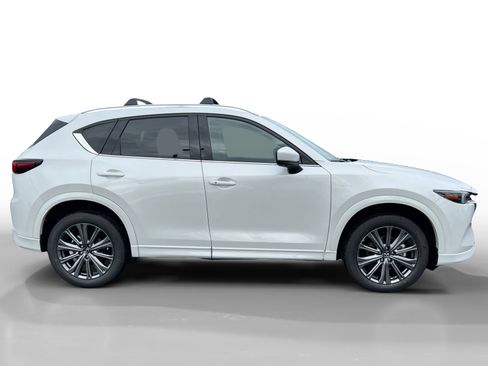 New 2025 MAZDA CX-5 Signature image 6