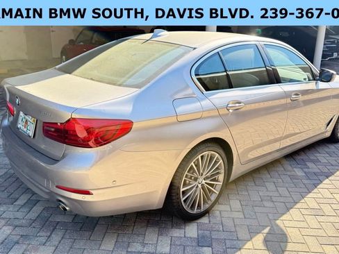 Used 2019 BMW 530i image 12