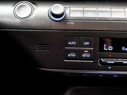 Used 2025 Hyundai Kona SEL image 24