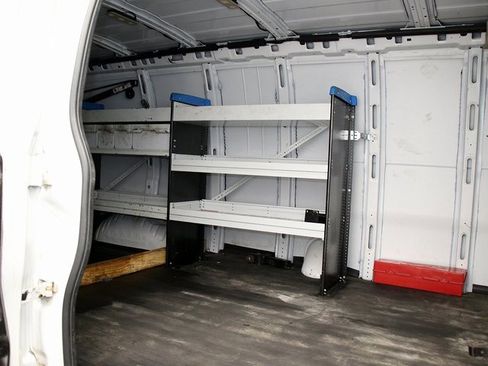 Used 2019 Chevrolet Express 3500 Extended w/ Driver Convenience Package image 24