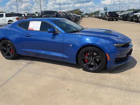 Used 2023 Chevrolet Camaro SS RWD image 7