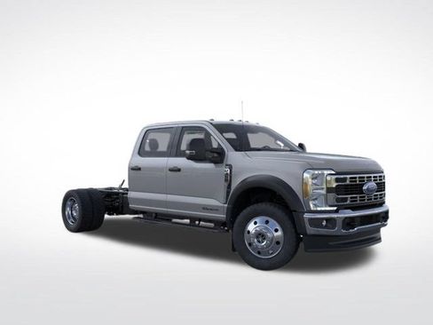 New 2026 Ford F450 XLT w/ XLT Value Package AWD/4WD image 9