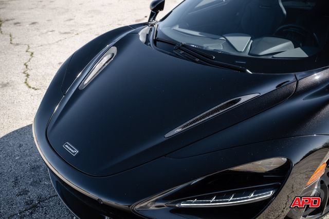 Used 2019 McLaren 720S RWD image 25