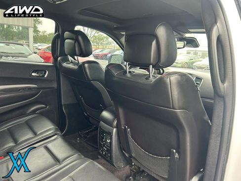 Used 2018 Dodge Durango R/T w/ Technology Group AWD/4WD image 24