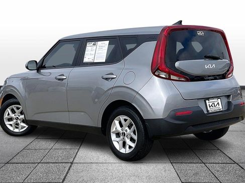Certified 2022 Kia Soul LX w/ Technology Package image 11