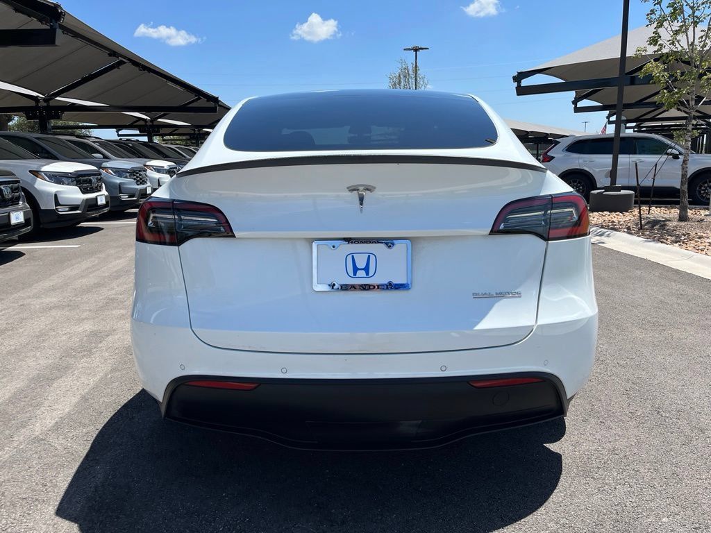 Used 2022 Tesla Model Y Performance AWD/4WD image 5