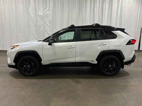 Certified 2023 Toyota RAV4 XSE AWD/4WD image 7