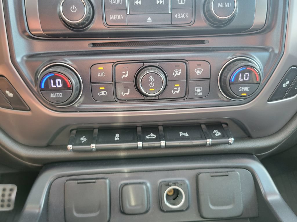 Used 2017 GMC Sierra 1500 SLT w/ All Terrain Package AWD/4WD image 46