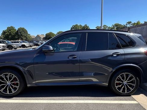 Used 2022 BMW X5 xDrive40i w/ M Sport Package AWD/4WD image 10