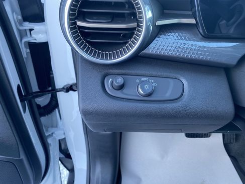 New 2026 Chevrolet Trax ACTIV w/ Driver Confidence Package image 13