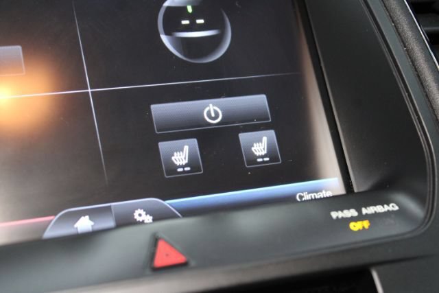 Used 2013 Ford Taurus SEL FWD image 18