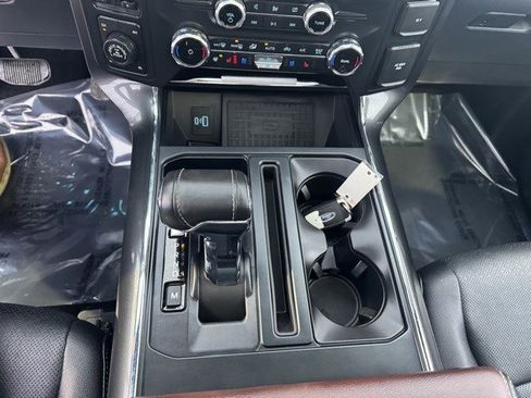 Used 2022 Ford F150 Lariat w/ Equipment Group 502A High image 23