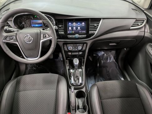 Used 2022 Buick Encore Preferred w/ Safety Package image 23