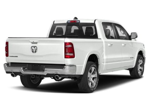 Used 2022 RAM 1500 Laramie AWD/4WD image 2