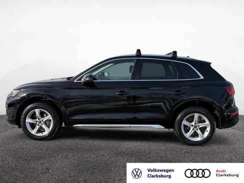 Used 2021 Audi Q5 Premium w/ Convenience Package image 2