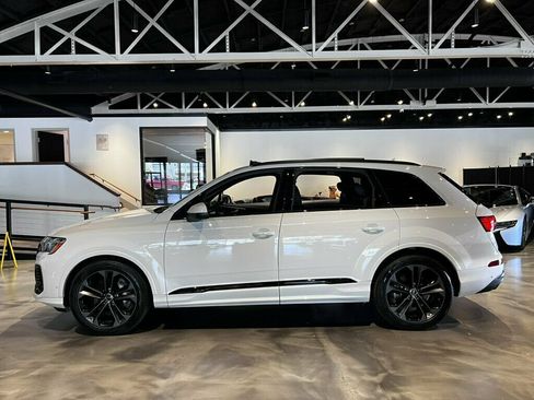 Used 2025 Audi Q7 3.0T Prestige w/ Prestige Package AWD/4WD image 2