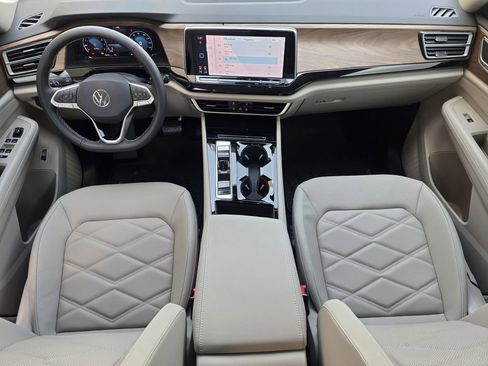 New 2026 Volkswagen Atlas SE FWD image 18